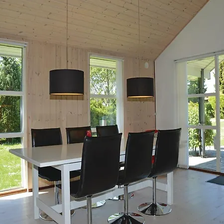Holiday Slagelse With A Fireplace 323